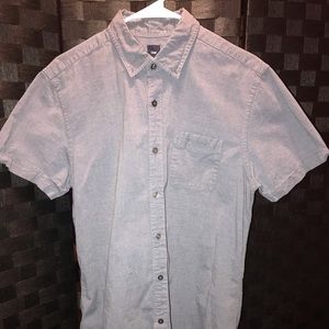 Short sleeve button down